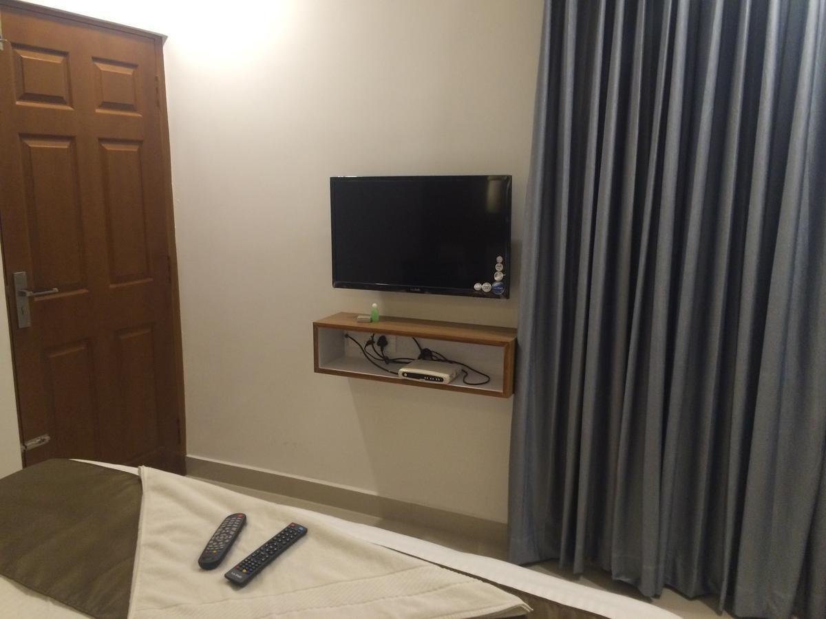 The Galaxy Suites Kochi Buitenkant foto