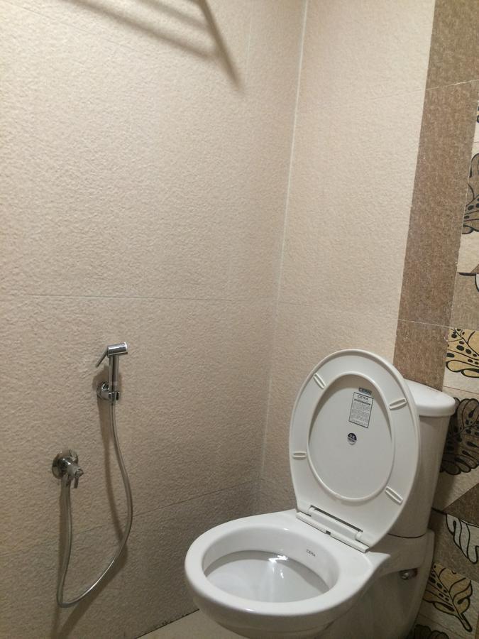The Galaxy Suites Kochi Buitenkant foto